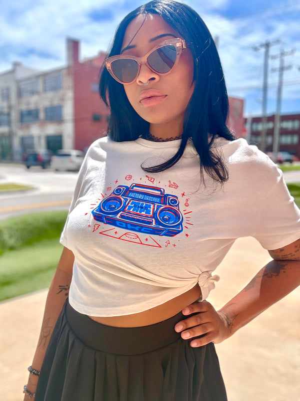 Vintage White BOOMBOX THUNDER Crop Top
